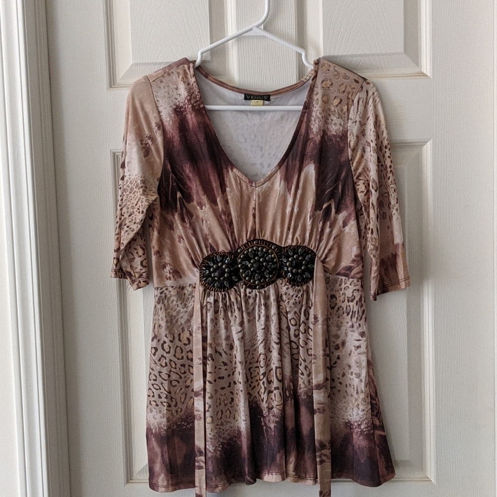 Venus patterned blouse with rhinestone waist